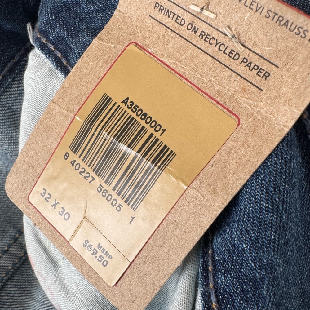 BOGO Levi’s Women’s Jeans - Picture 9 of 11